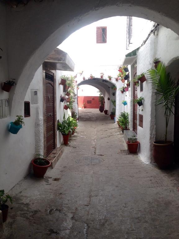 Hotel Riad Dalia Tétouan Esterno foto