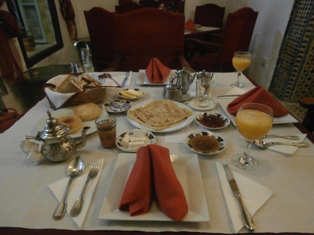 Hotel Riad Dalia Tétouan Esterno foto